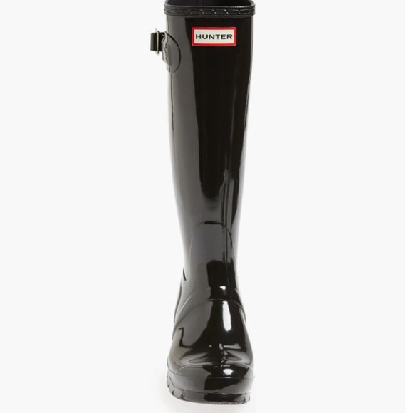 Hunter Shoes - Hunter Original Tall Gloss Black Rain Boots (Size8/39) & Black Knee High Socks